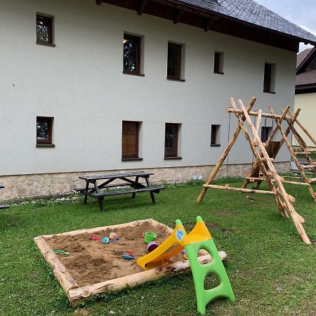 Penzion Sunski Hotel Harrachov Bagian luar foto